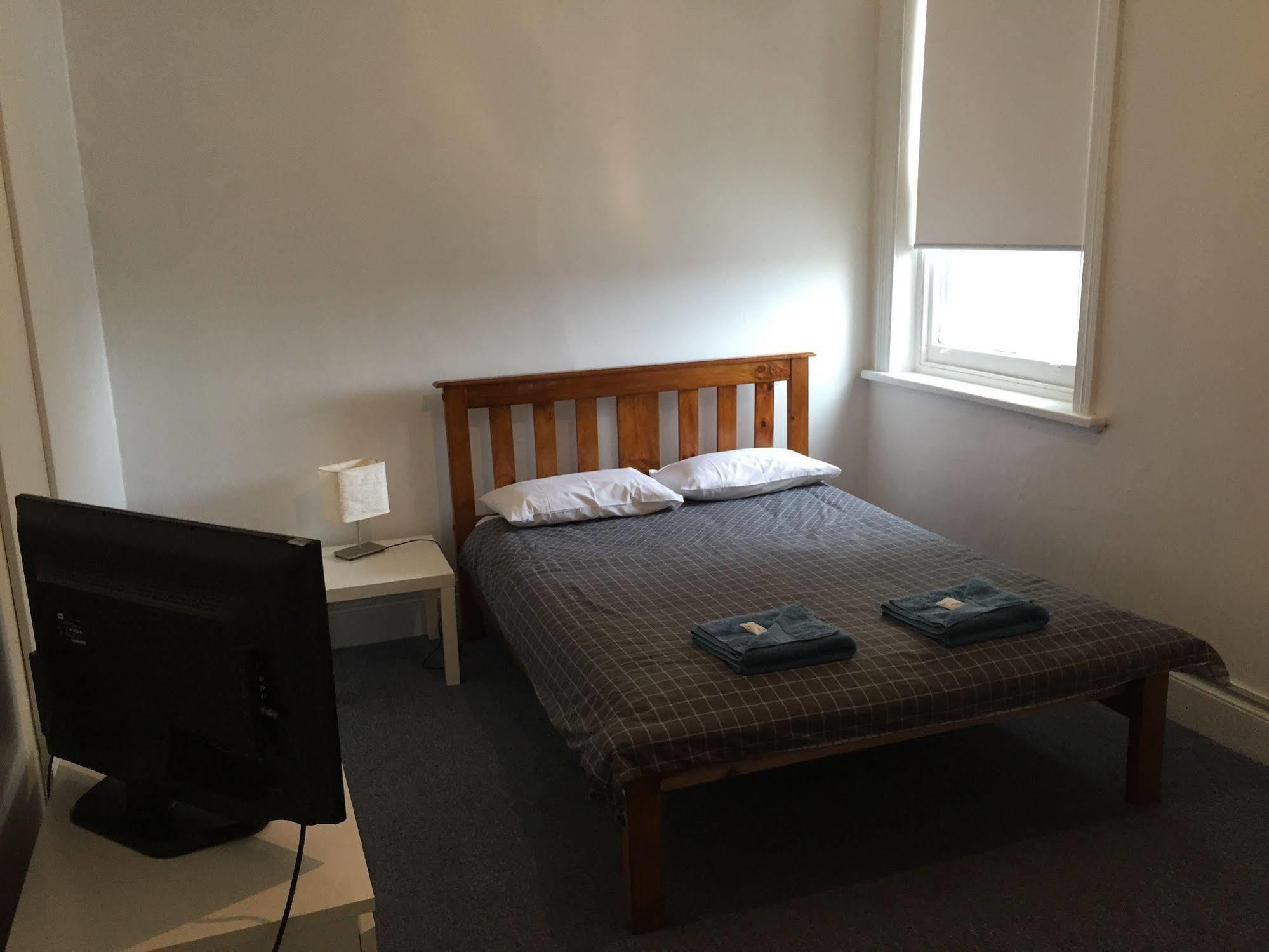 Crown Inn Hotel Kingston Se 외부 사진