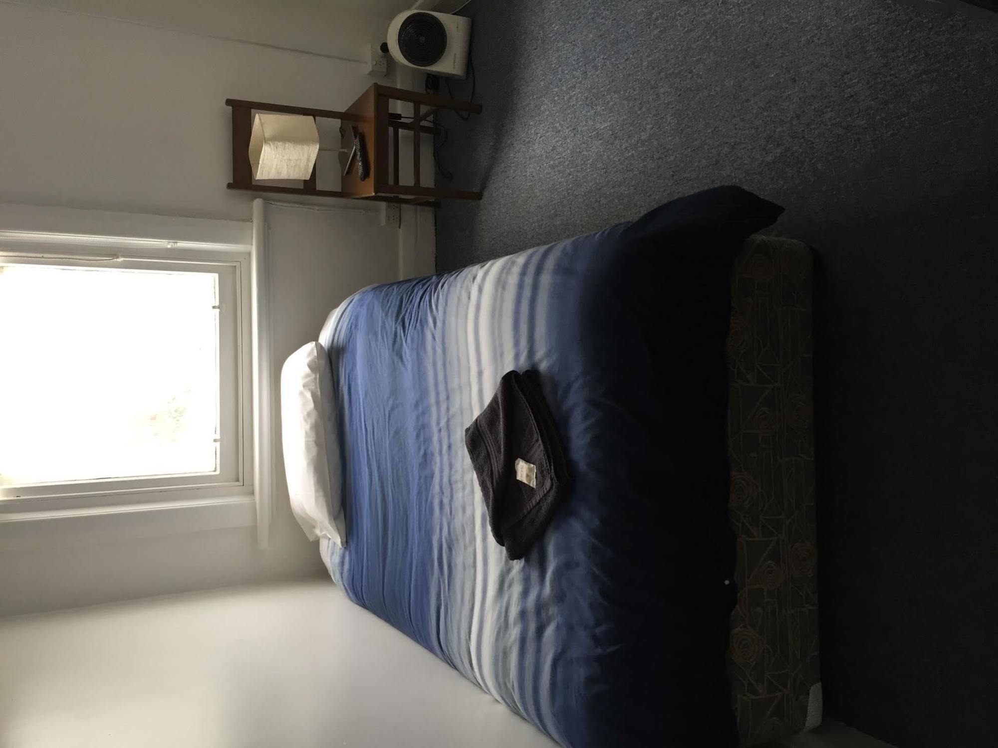 Crown Inn Hotel Kingston Se 외부 사진